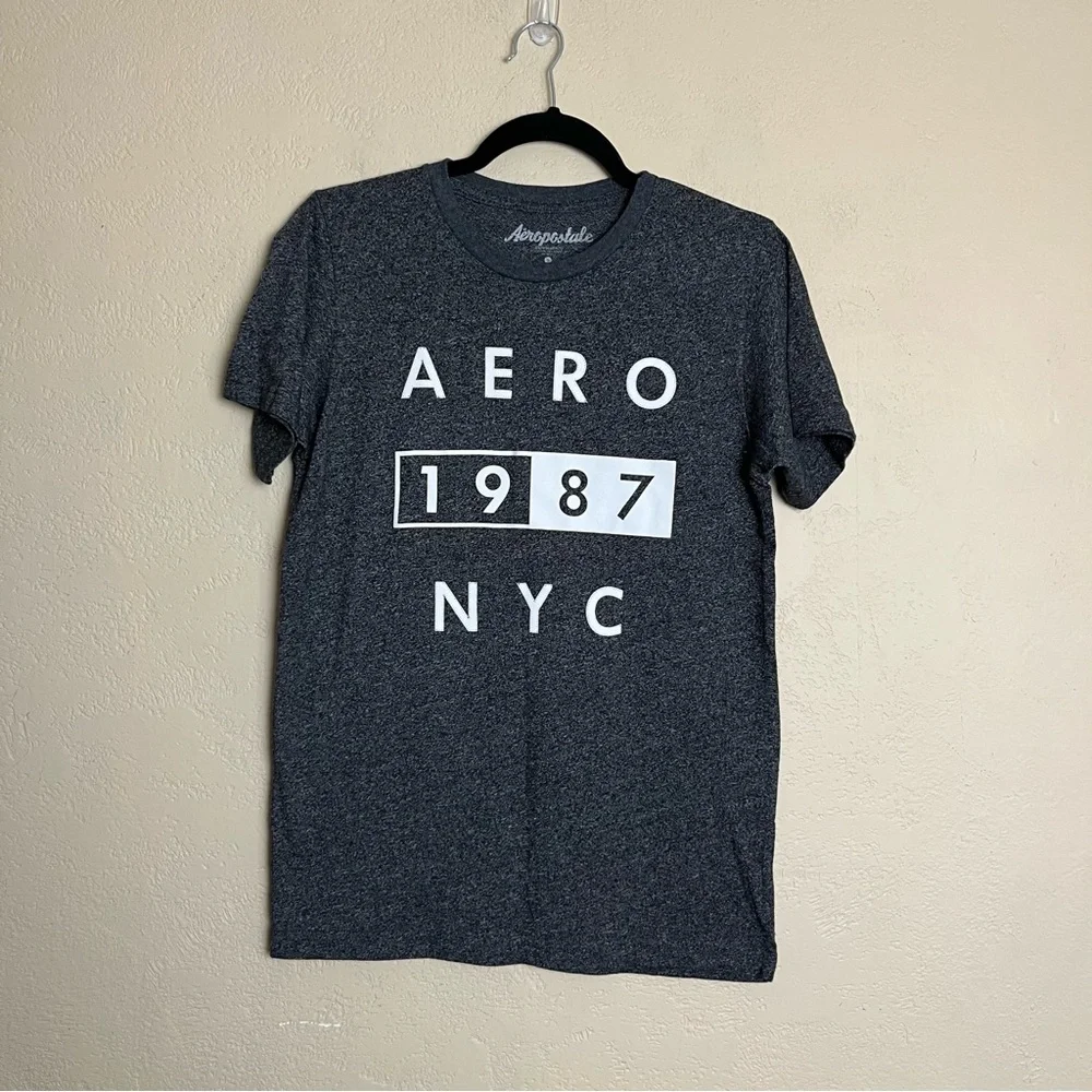 5/$30 Aeropostale men short sleeve gray athletic‎ casual shirt size small
